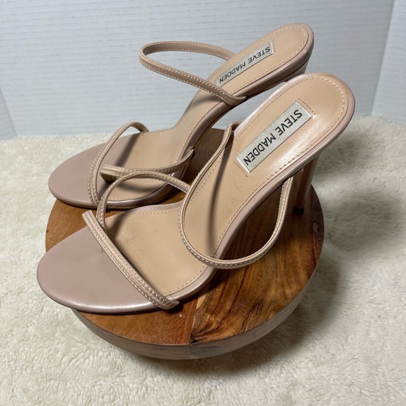 Minimalist Classic Steve Madden Nude Strappy Heels - Picture 6 of 10